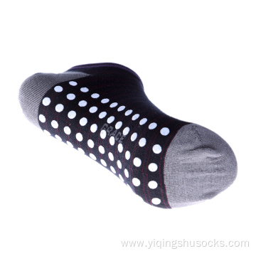 Anti-slip Socks Custom Logo Trampoline Park Grip Socks